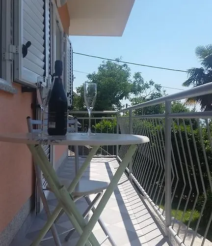Apartment Vesna Free Parking